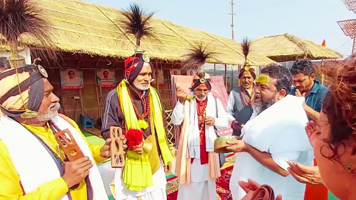 माघ मेले में पहुंचे जंगम जोगियों की कहानी. (Photo: Screengrab)