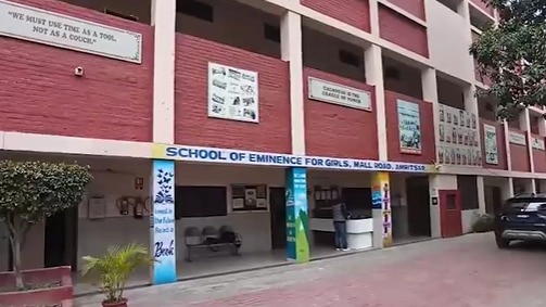 मॉल रोड स्थित स्कूल को भी मिली धमकी.(Photo: Screengrab)
