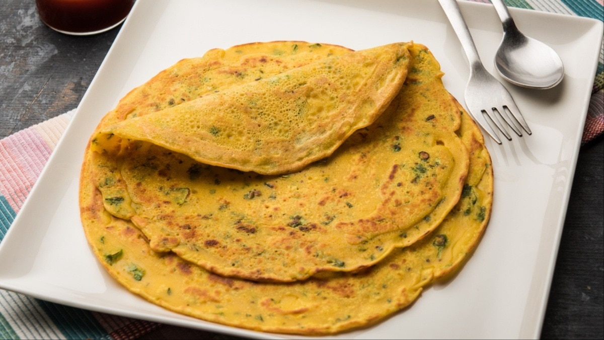 बेसन चीला या ओट्स चीला: फैट से फिट होने के लिए सुबह नाश्ते में क्या खाएं? (Photo- Pixabay)