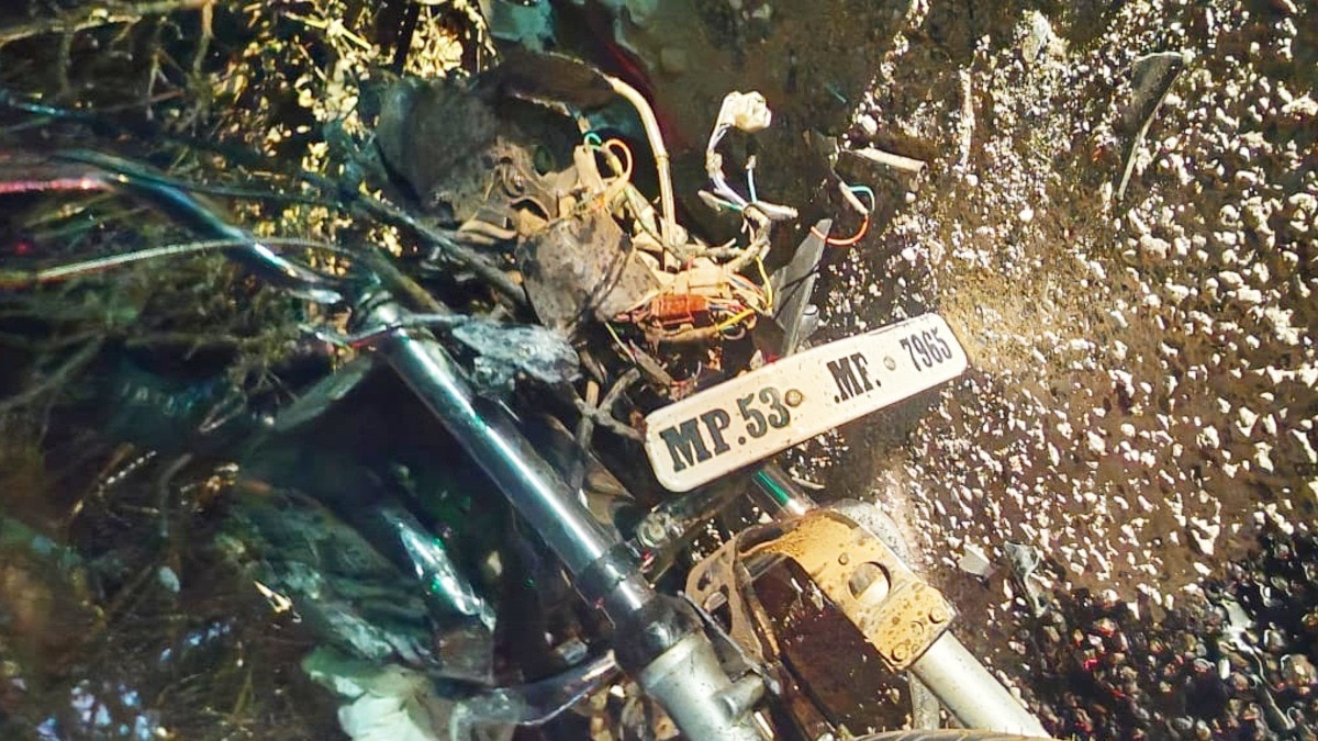 सीधी-रीवा मार्ग पर भीषण हादसा.(Photo:ITG)