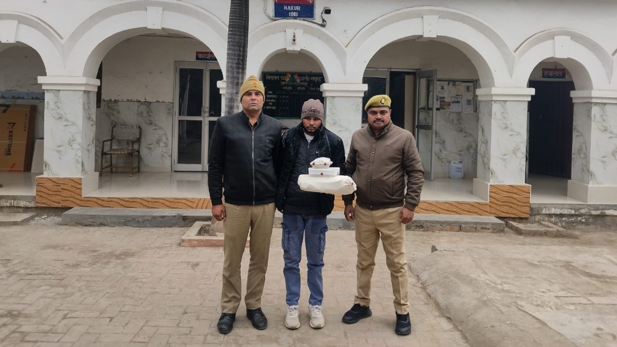 पुलिस की गिरफ्त में आरोपी.(Photo: Rahul Kumar/ITG)