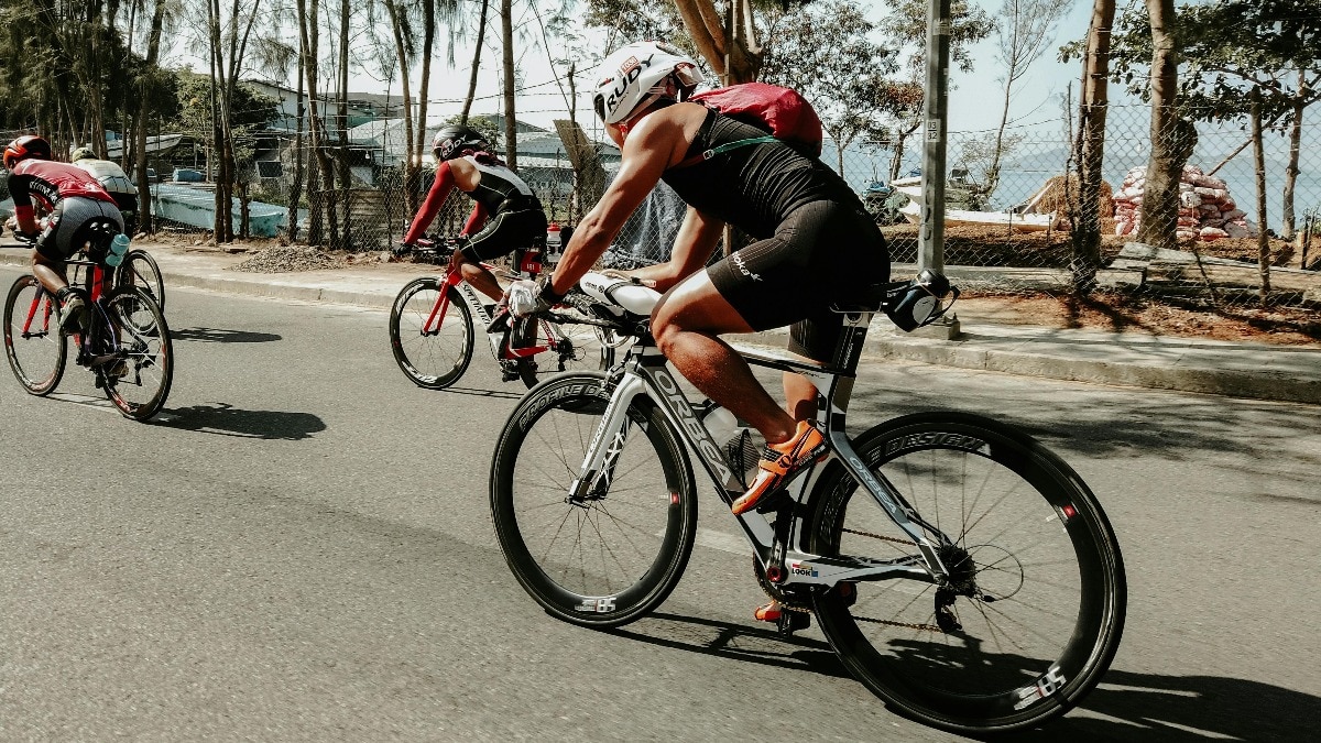 कहानी दिखाती है कि सही आइडिया, मेहनत और समझदारी से पढ़ाई के साथ भी अच्छी कमाई की जा सकती है. ( Photo: Pexels)