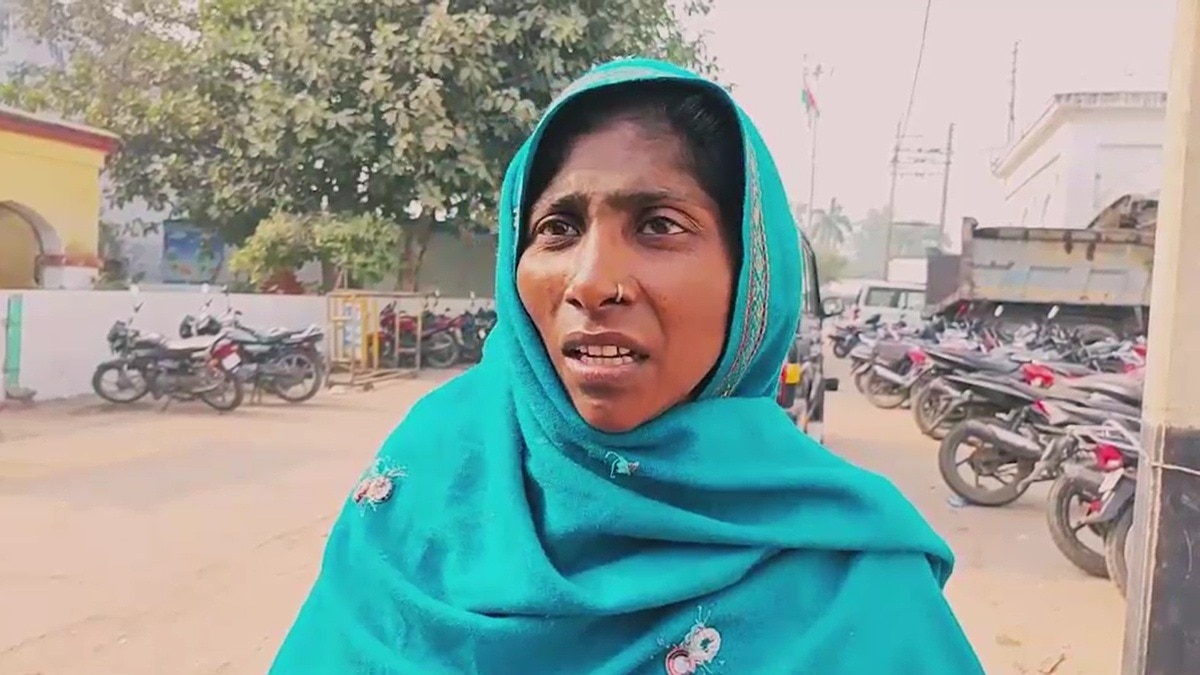 महिला, जिसको बेहोश करके उसका बच्चा चुरा लिया गया. (Photo: Screengrab)