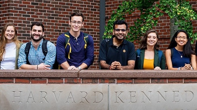 CM रेवंत रेड्डी जनवरी हावर्ड कैनेडी स्कूल के खास लीडरशिप प्रोग्राम में हिस्सा लेने जा रहे हैं. (Photo: hks.harvard.edu)