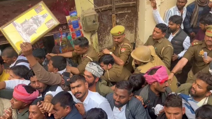People from the Pal community protest in Varanasi (Photo - ITG)