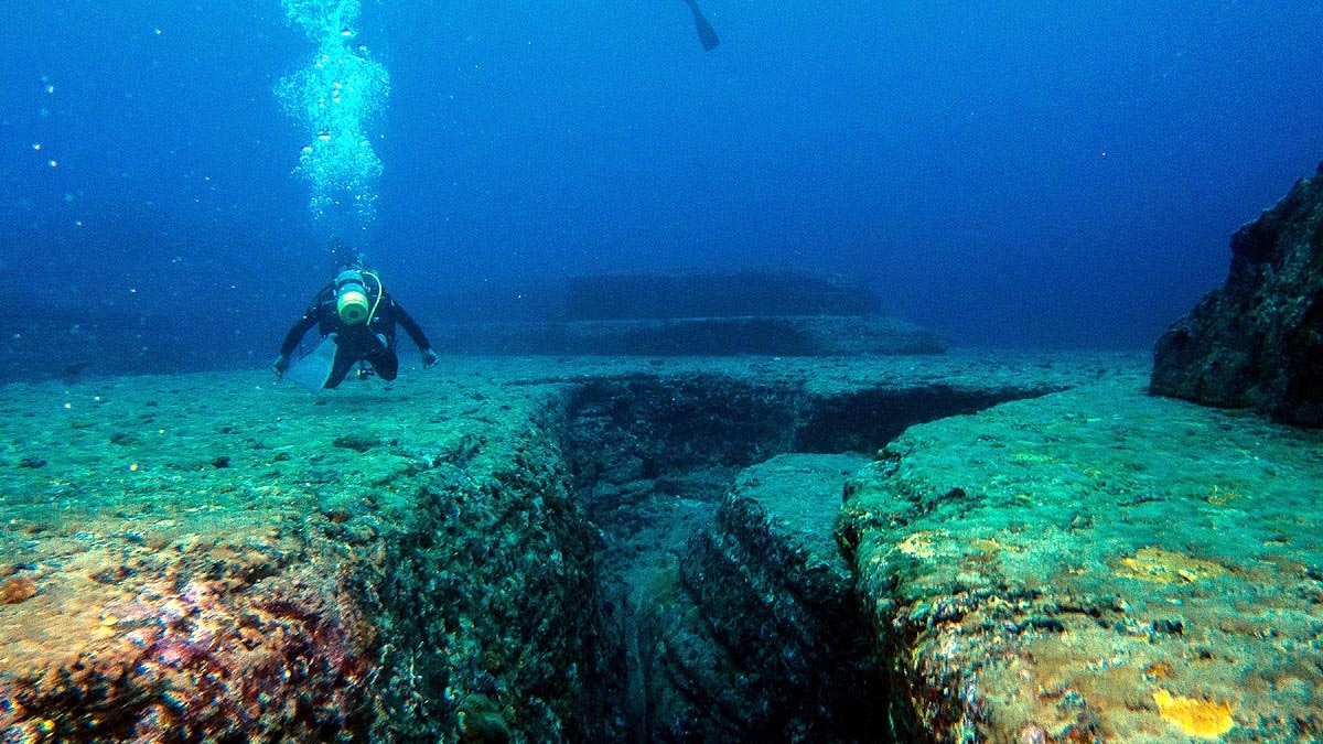 Yonaguni Monument Japan