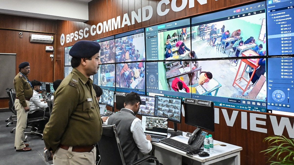 पुलिस और प्रशासन ने मौके पर पहुंचकर स्थिति को नियंत्रित किया. ( Photo: PTI)