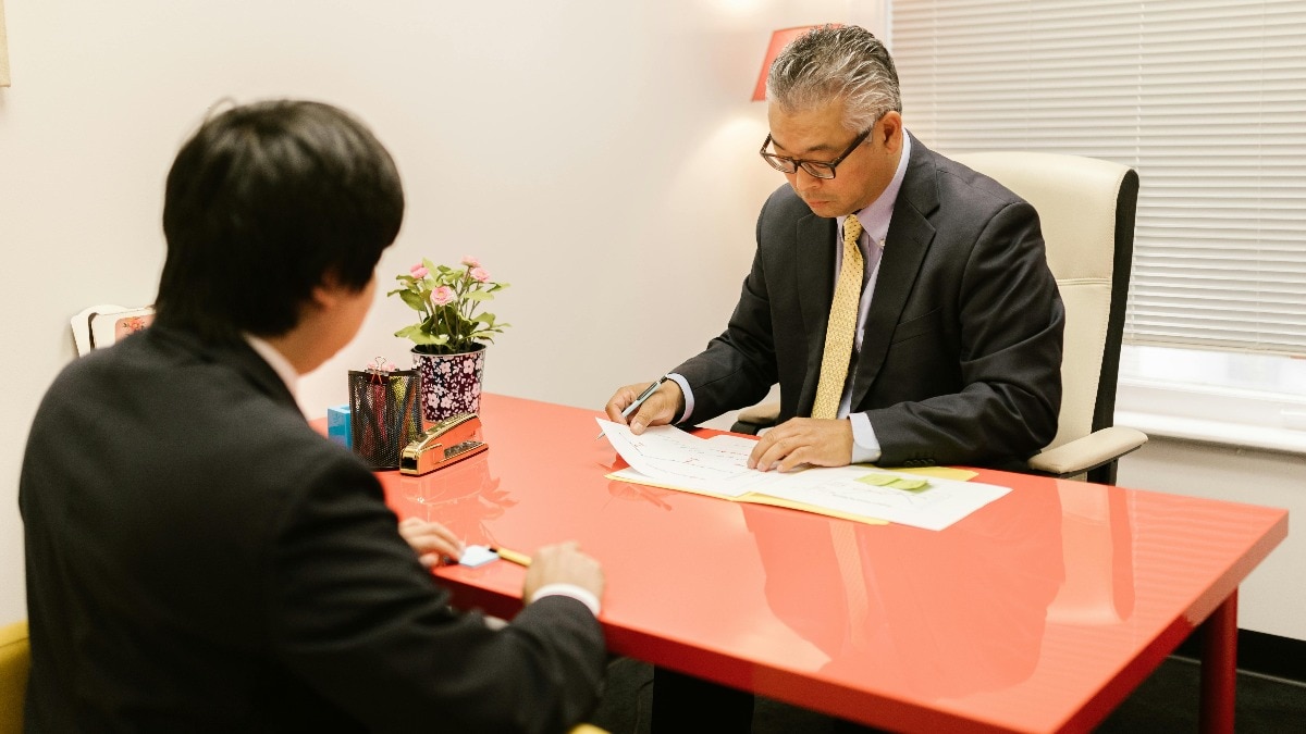 21,000 की नौकरी से निकालकर करोड़ों की कमाई तक पहुंचा दिया.