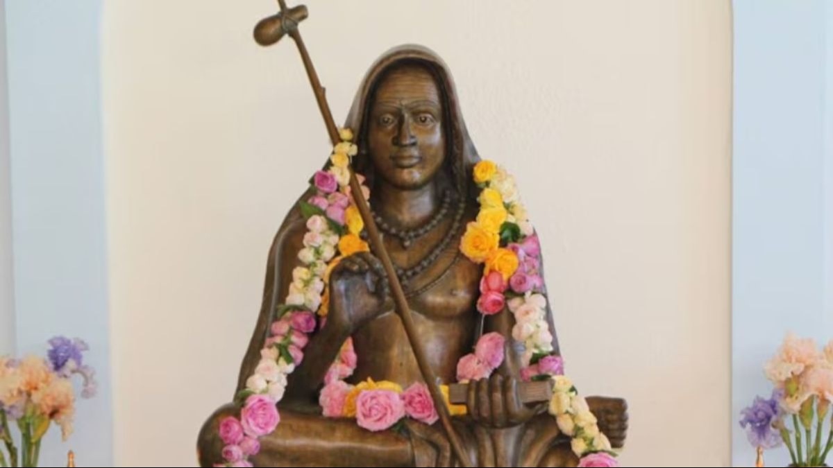 How many Shankaracharyas are there in India