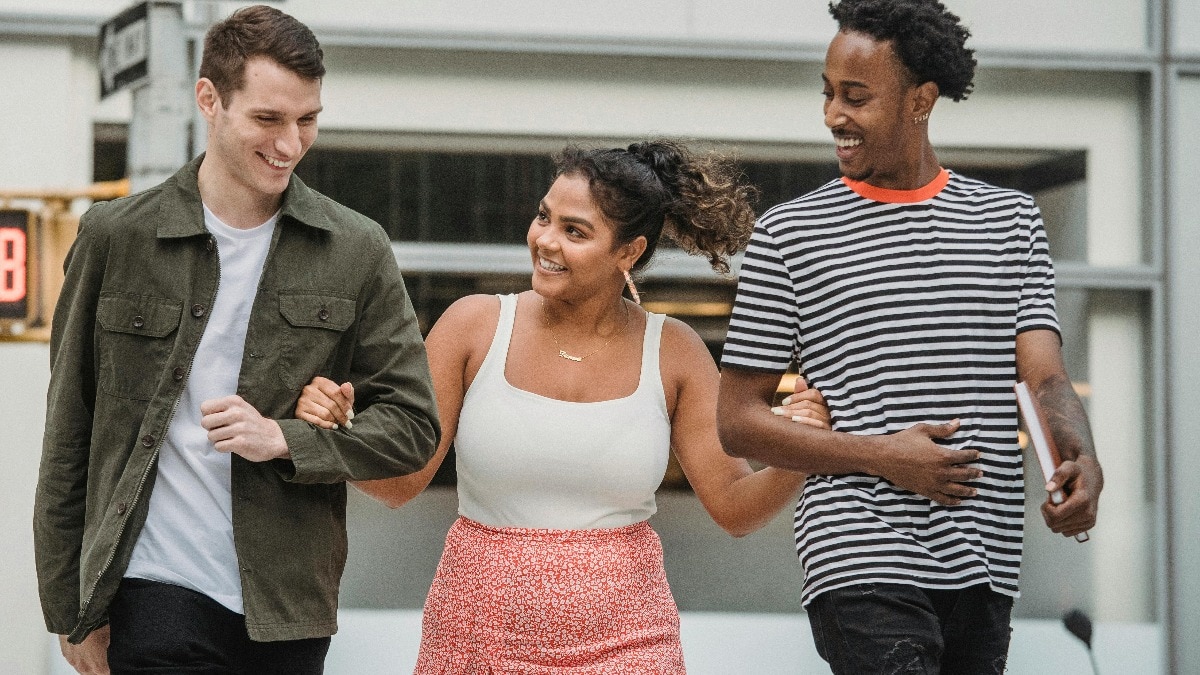 Thailand woman dating twin brothers