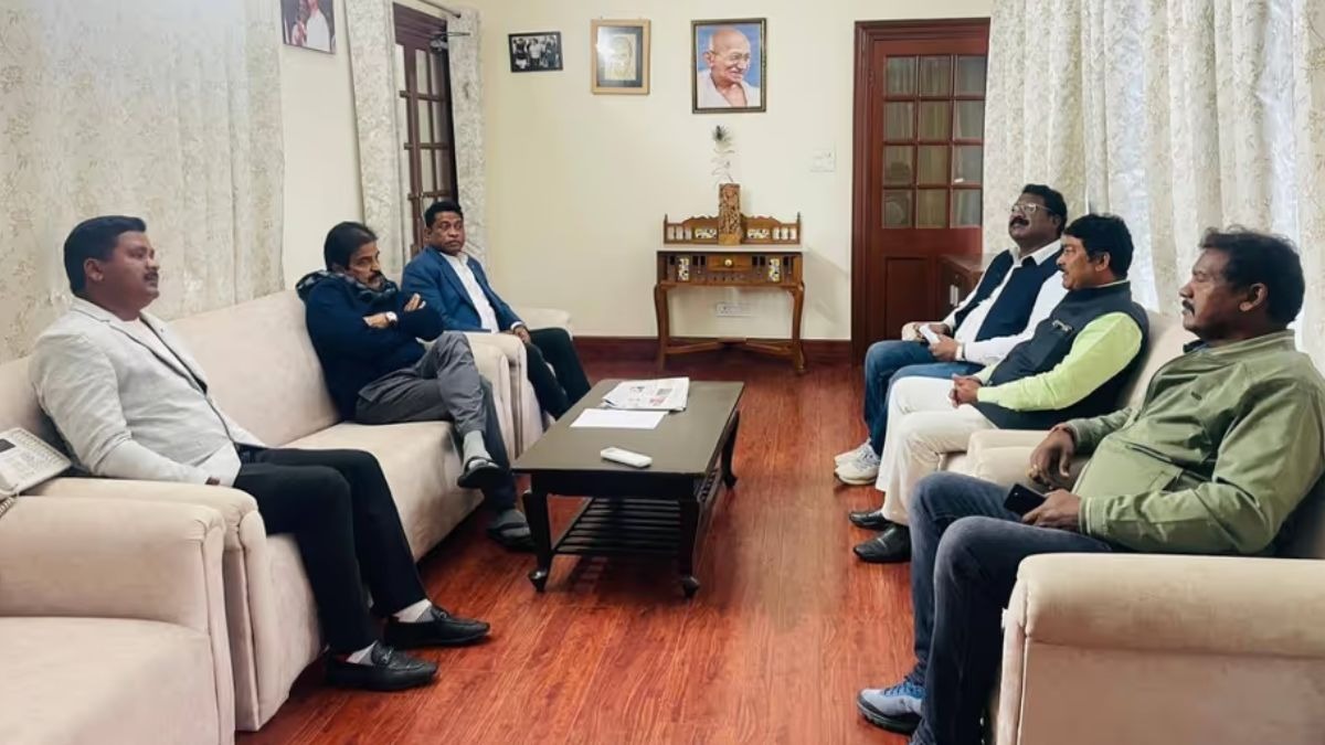 jharkhand congress mla meets venugopal