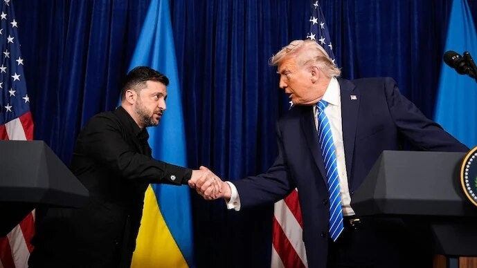 दावोस में जेलेंस्की से मिले ट्रंप (File Photo)