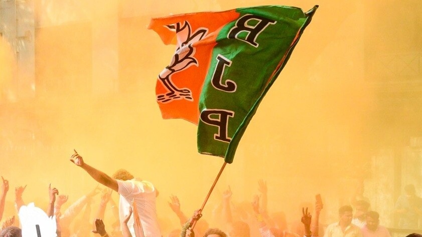 मेयर चुनाव के लिए कांग्रेस और AAP का गठबंधन टूट गया है.