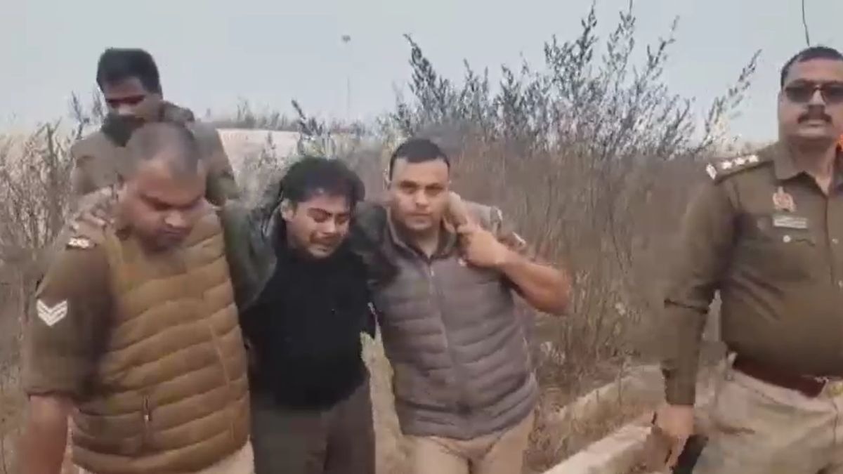 बरेली में आरोपी का हाफ एनकाउंटर. (Photo: Screengrab)