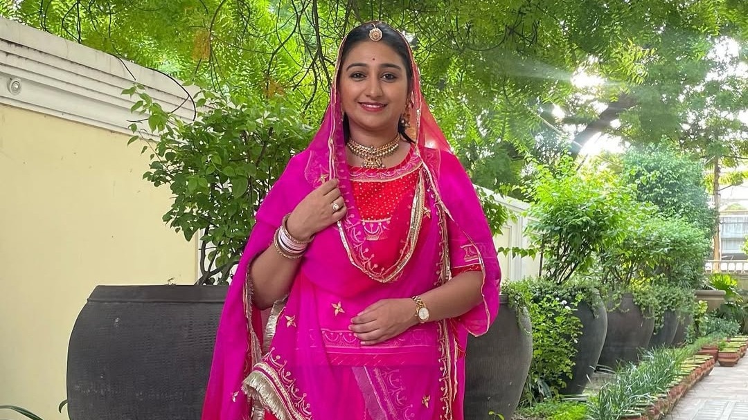 मोहिना ने छोड़ा शोबिज (Photo: Instagram @mohenakumari)