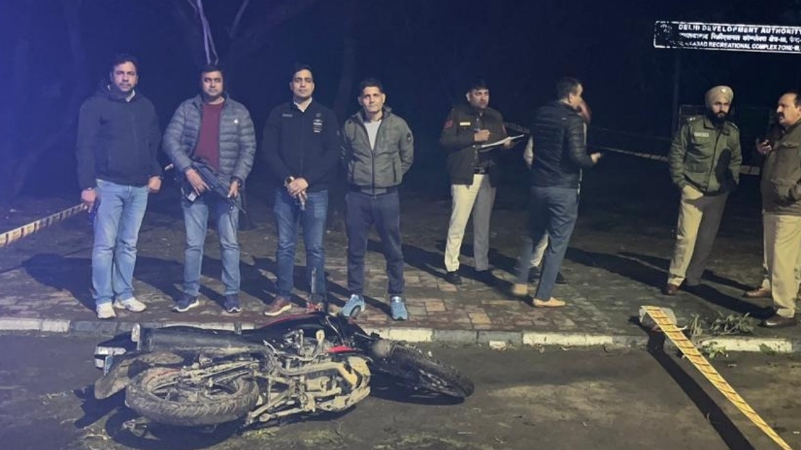 Wanted criminal police encounter