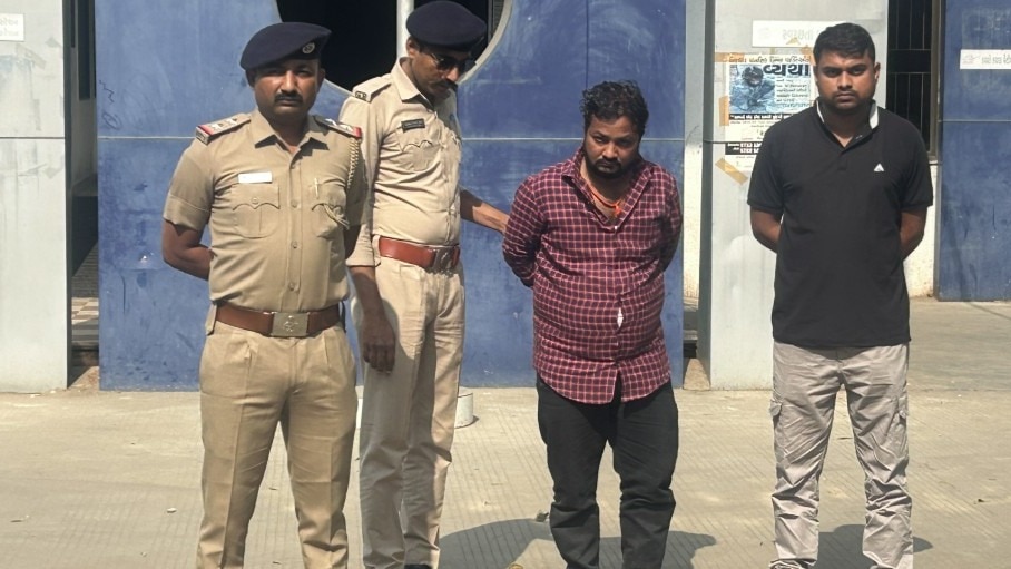 अहमदाबाद में प्यार में मिला धोखा तो युवती ने लगाई फांसी, तीन बच्चों का बाप गिरफ्तार. (Photo: Representational)