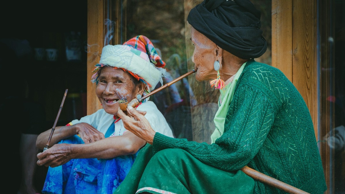 हम अक्सर सुनते हैं कि लंबी उम्र के लिए जल्दी सोना जरूरी होती है. ( Photo: Pexels)