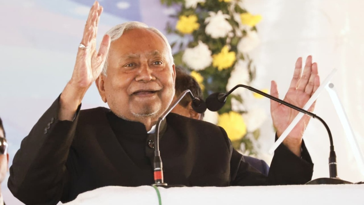 नीतीश कुमार की जुबान फिसली  (Photo: FB/CMBiharNitishKumar)