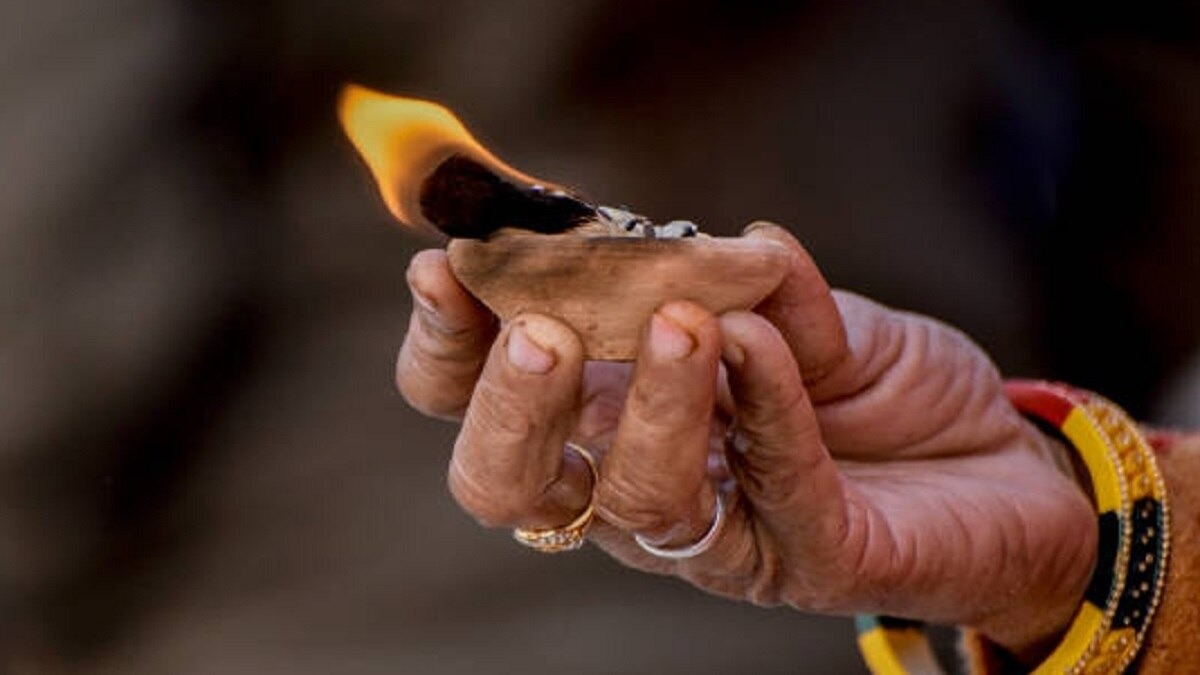 ज्योतिष शास्त्र में माघ पूर्णिमा पर ग्रहों की शांति के लिए अलग-अलग चीजों के दान का महत्व बताया गया है  (Photo: Getty Images)