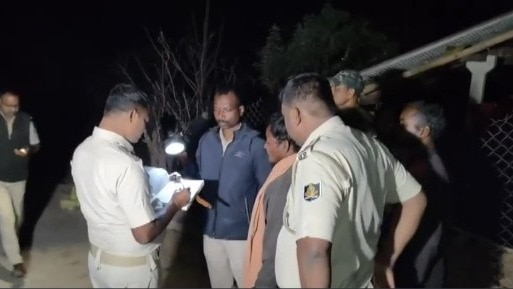 ट्रिपल मर्डर से कांप उठा गांव (Photo: Screengrab)