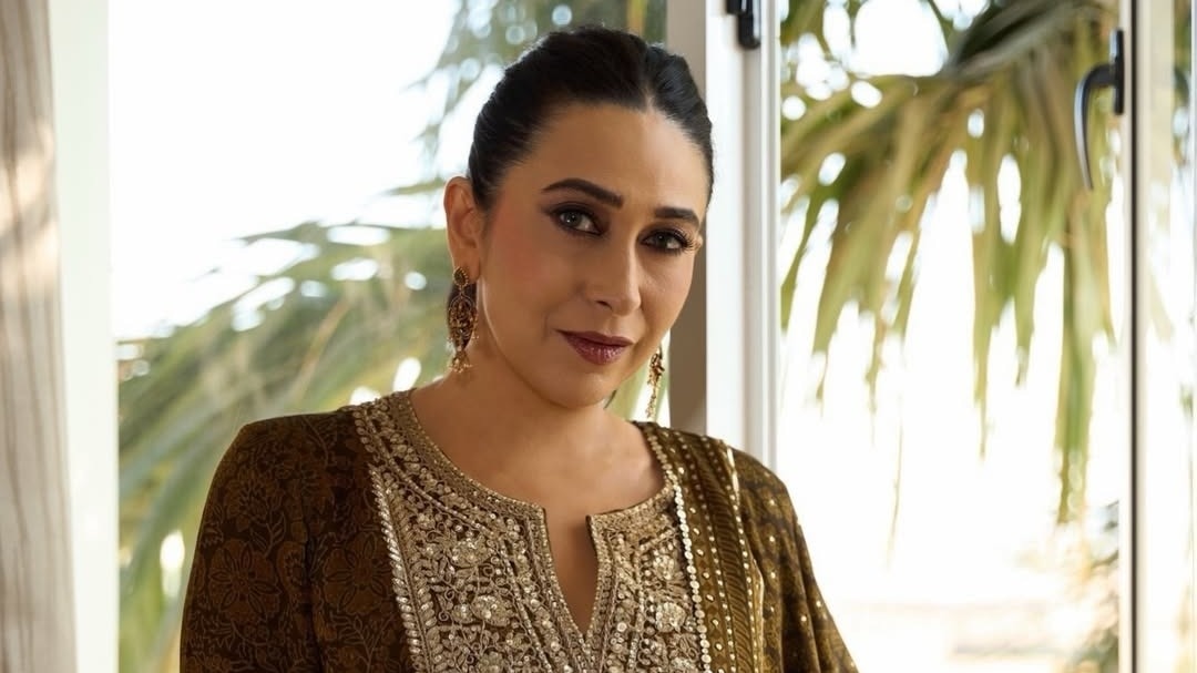 टीवी पर खुली करिश्मा कपूर की पोल (PHOTO: Instagram @therealkarismakapoor)