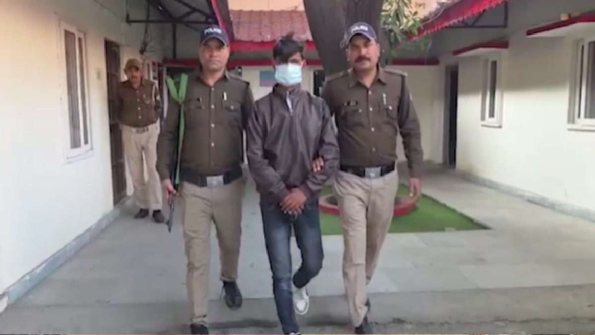  ब्लैकमेल कर युवक से ठगे 1.35 लाख (Photo: itg)