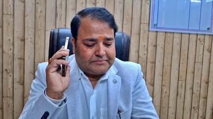 Prashant Kumar Singh has resigned from the post of GST Deputy Commissioner (Photo - ITG)