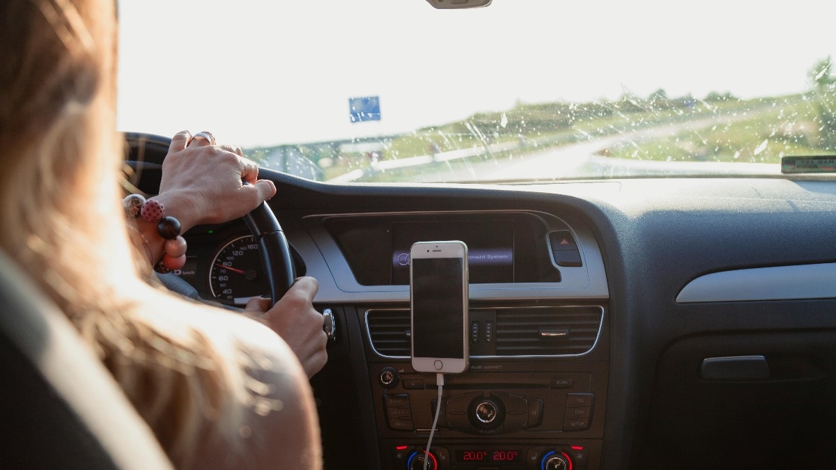 सफर में ताजगी का मंत्र है छोटा ब्रेक (Photo: Pexels)