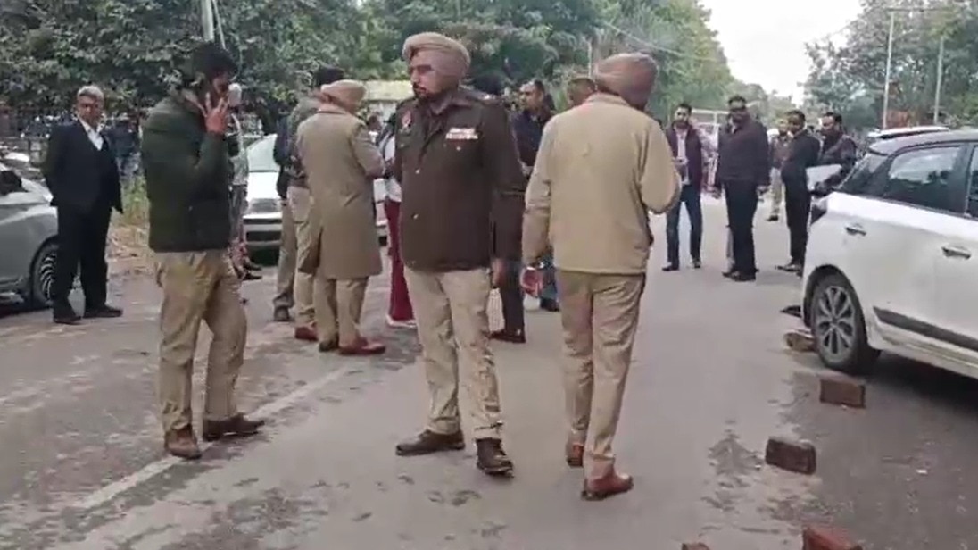 मोहाली में युवक की गोली मारकर हत्या (Photo: Screengrab)