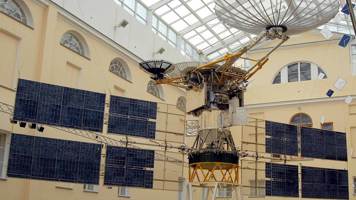 ये है रूस का सीक्रेट स्पाई सैटेलाइट जो अंतरिक्ष में टूट चुका है. (Photo: Wiki)