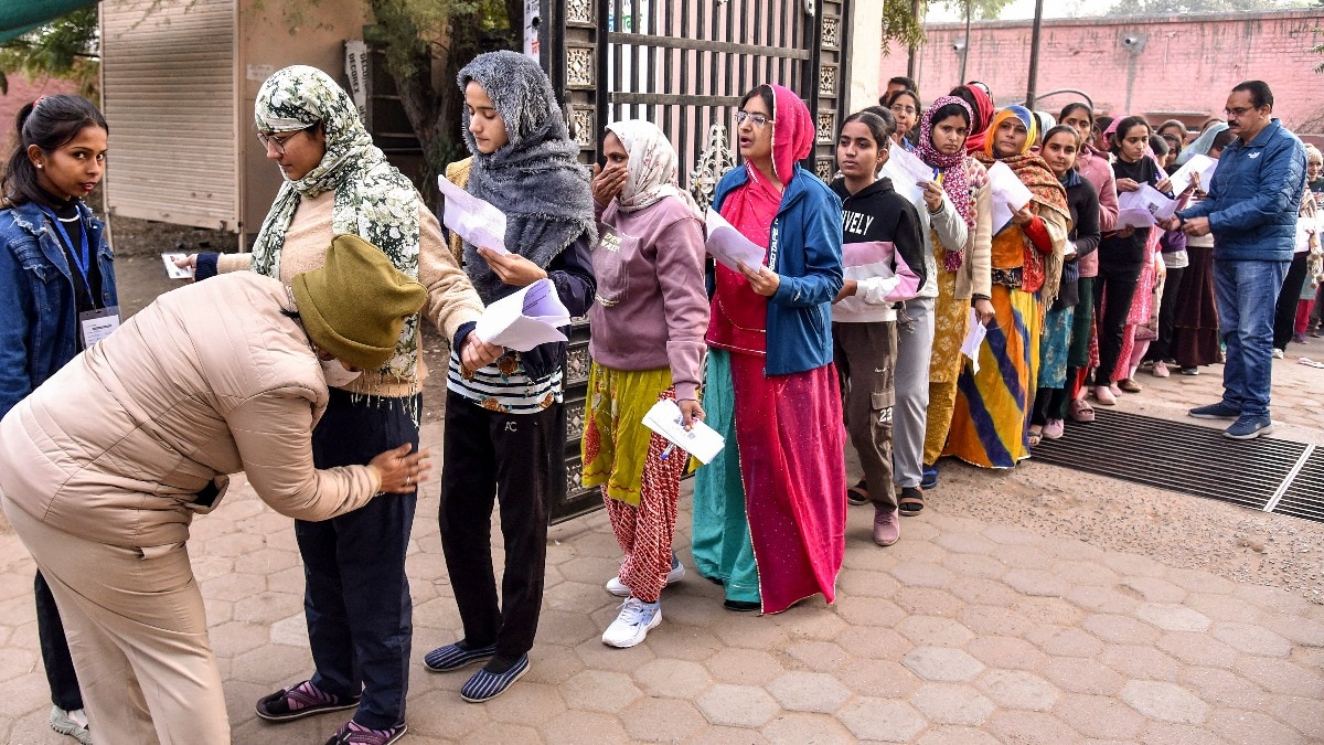 बिहार बोर्ड 12वीं की परीक्षा का आगाज 2 फरवरी से हो रहा है, जो 13 फरवरी तक चलेगी. (Photo: PTI)