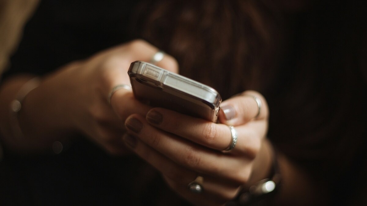 स्मार्टफोन को भी होगा फायदा. (File Photo: Unsplash.com)