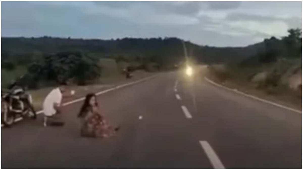couple-highway-photoshoot-stunt-video-sparks