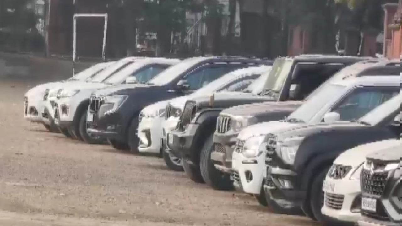 इंदौर : लग्जरी कारों के नाम पर करोड़ों की ठगी, ऐसे ठगे 6 करोड़ इंदौर : लग्जरी कारों के नाम पर करोड़ों की ठगी, ऐसे ठगे 6 करोड़