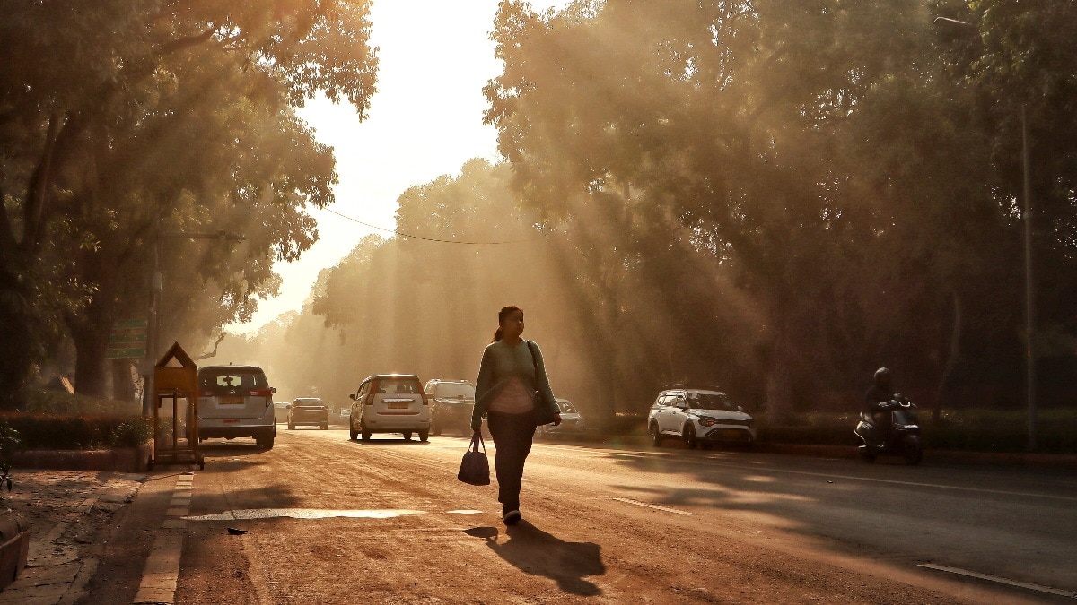 नेशनल क्लीन एयर प्रोग्राम के तहत सड़क के धूल को कंट्रोल कर रही सरकार