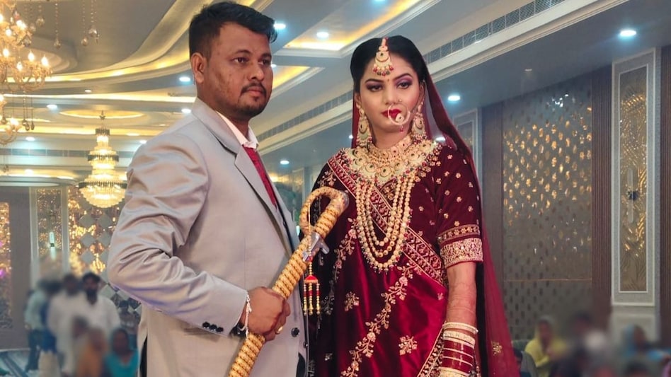 श्रीगंगानगर: शादी के तीन महीने बाद पत्नी ने प्रेमी संग मिलकर पति को मारा श्रीगंगानगर: शादी के तीन महीने बाद पत्नी ने प्रेमी संग मिलकर पति को मारा