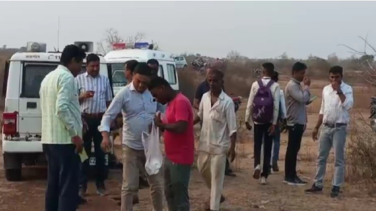 जंगल में मिली अधजली लाश (Photo: itg)