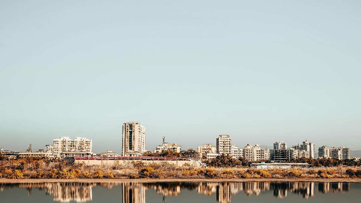 सुस्त पड़ा रियल एस्टेट (Photo: Pexels)