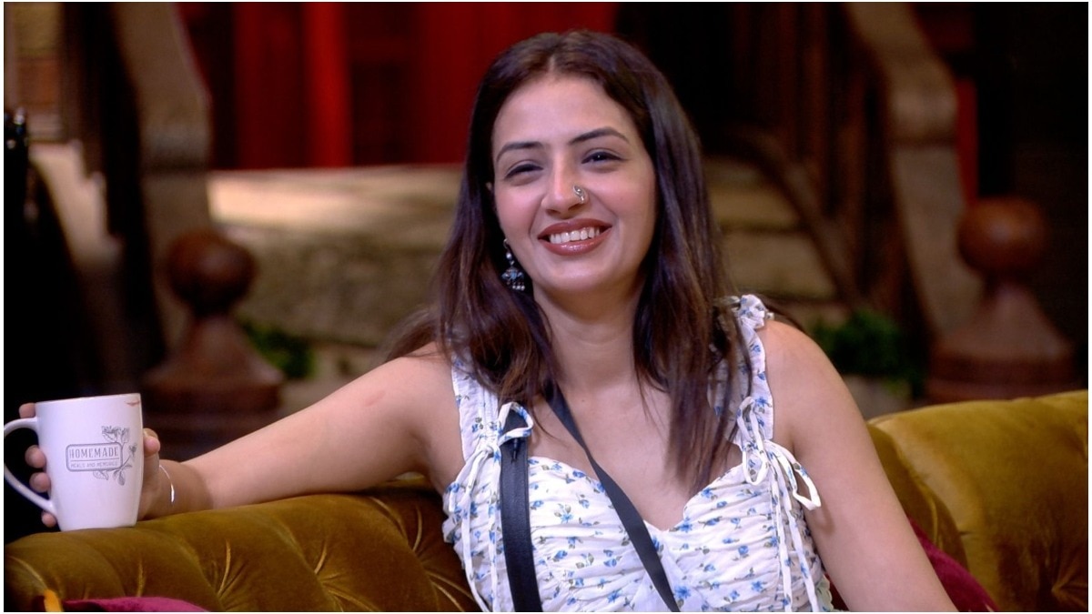 Chandrika Dixit shares conditions by husband.