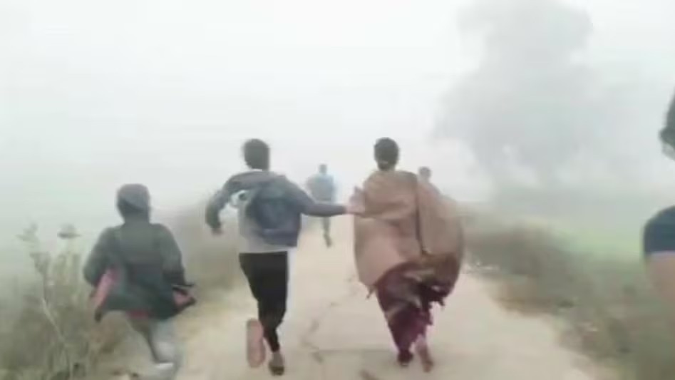 दरभंगा में हुई हिंसा के बाद 200 लोगों पर एफआईआर दर्ज किया गया.