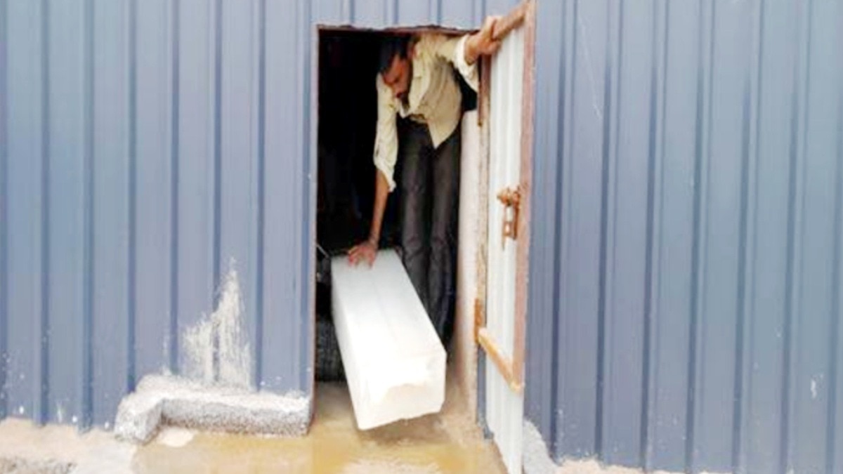 ग्वालियर में 20 टन क्षमता वाला इकलौता आइस प्लांट.(Photo:ITG)