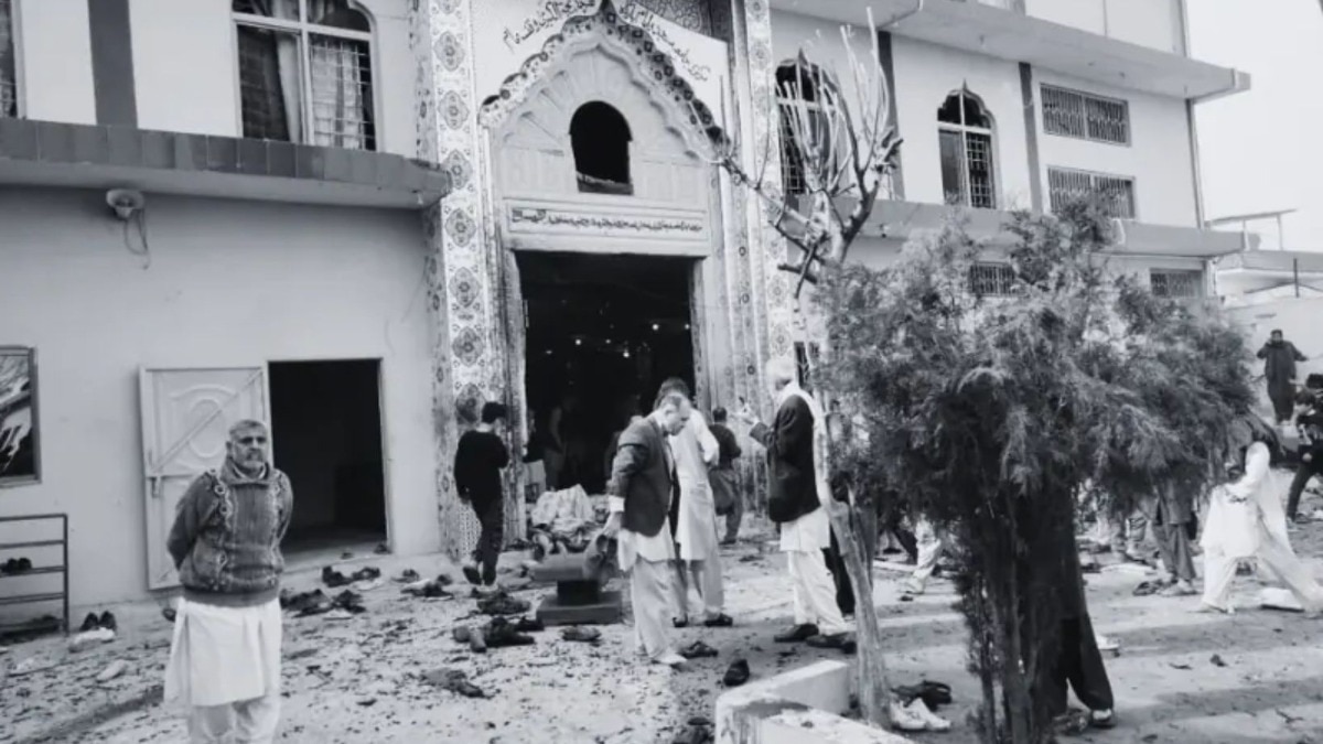 घायलों को पॉलीक्लिनिक, PIMS और सीडीए अस्पताल में भर्ती कराया जा रहा है. (Photo: Pak Media/Dawn)