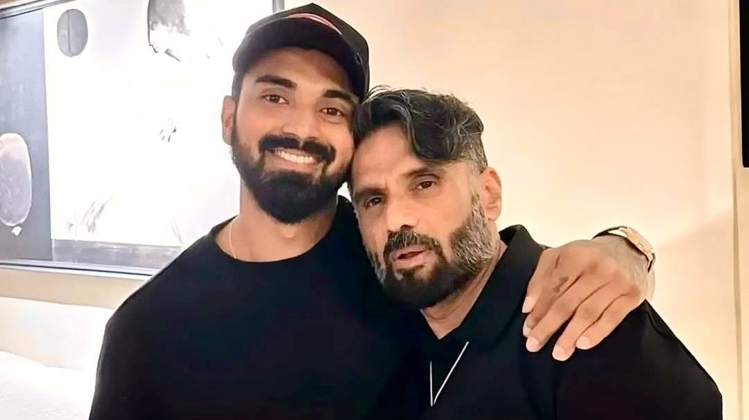 KL Rahul and Suniel Shetty 