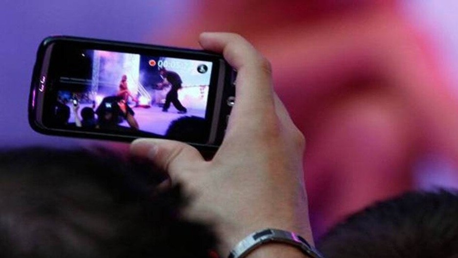 रेस्टोरेंट का कर्मचारी छिपकर बनाता था कपल का वीडियो. bijnor restaurant employee make couple private moment video