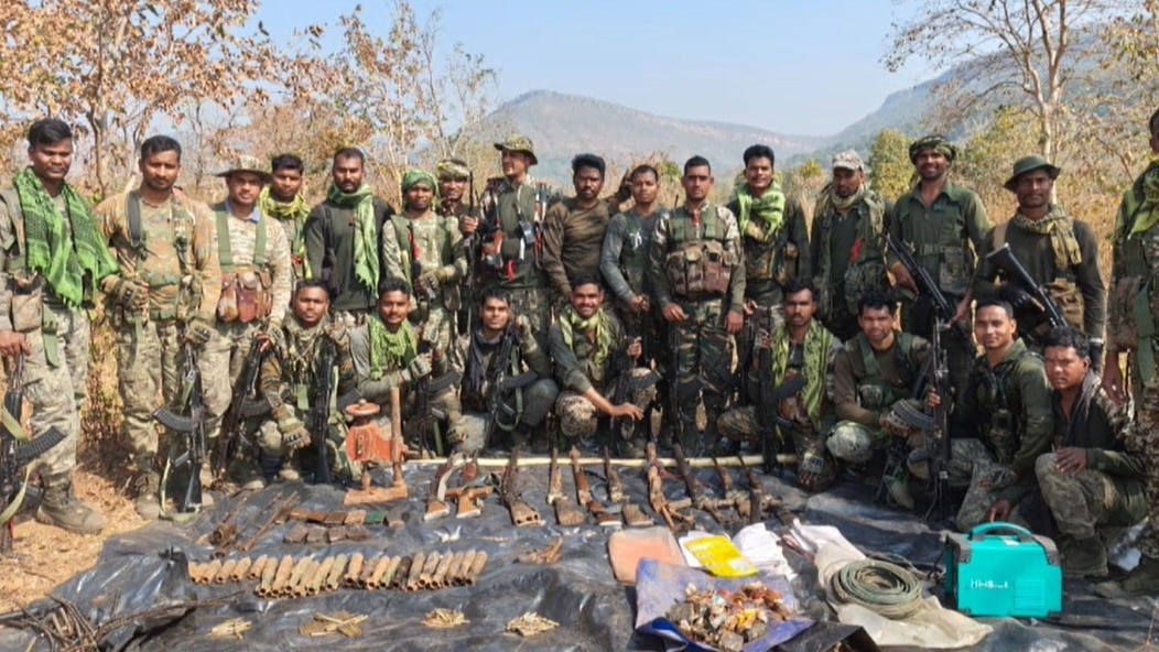 Naxalites Surrender in Bastar Division