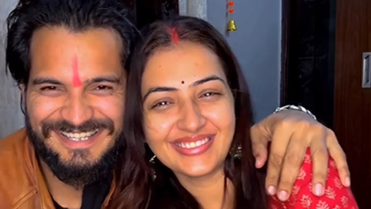 प्यार में हैं वड़ा पाव गर्ल (Photo: Instagram @chandrika.dixit)