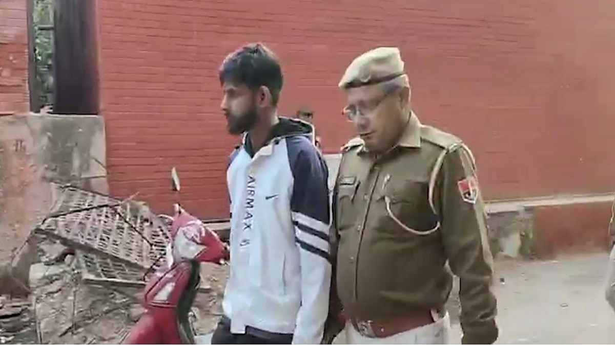 दोस्तों ने बनाया हवस का शिकार. (Photo: Screengrab)