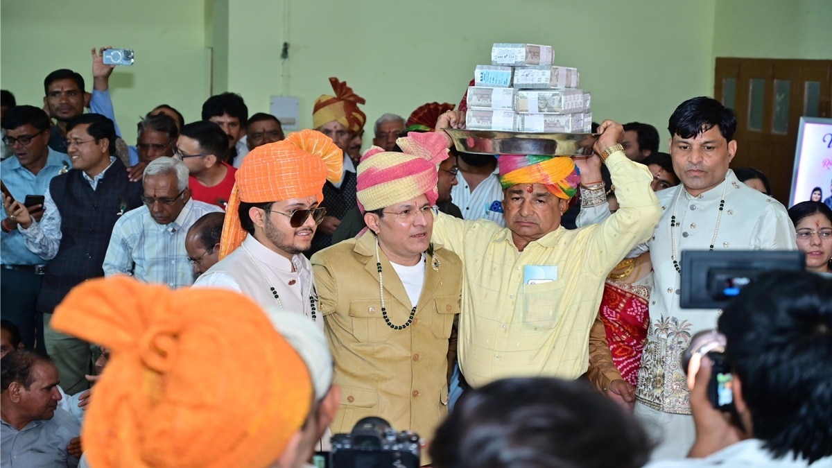 मामा ने भांजे की शादी में भरा करोड़ों का मायरा.(Photo: Kesharam/ITG)