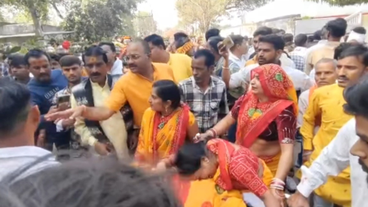 डबरा नवग्रह पीठ कलश यात्रा हादसा.(Photo:Screengrab)